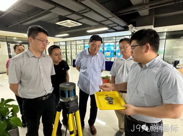 国内知名激光雷达公司已订购J9九游国际公司数万颗2D OPA硅光芯片！